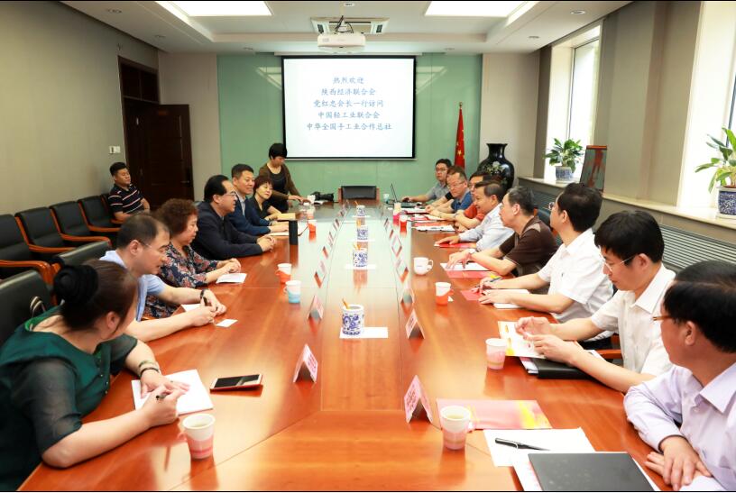 C:\Documents and Settings\Administrator\桌面\张崇和.jpg